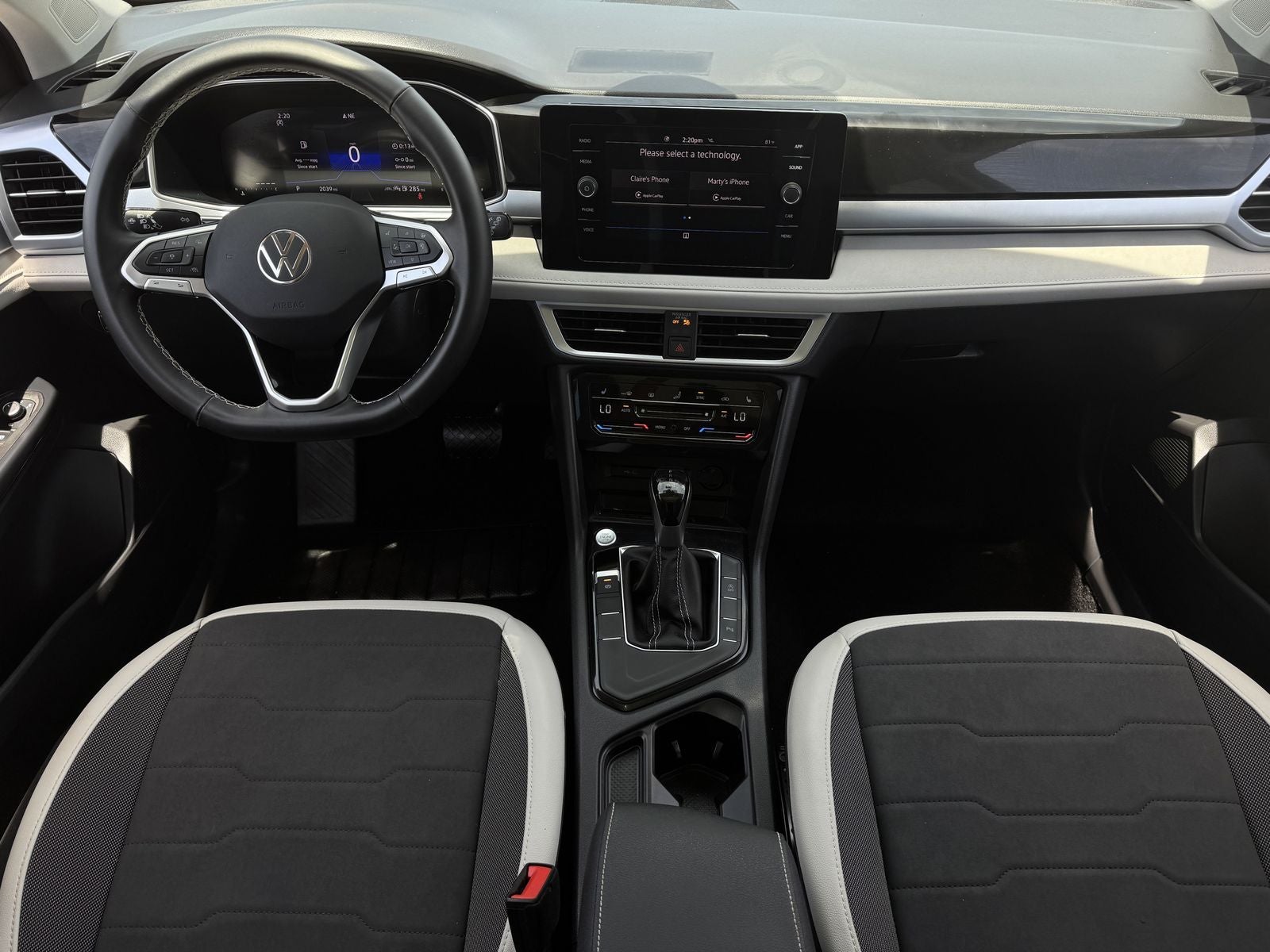 2025 Volkswagen Taos 1.5T SE