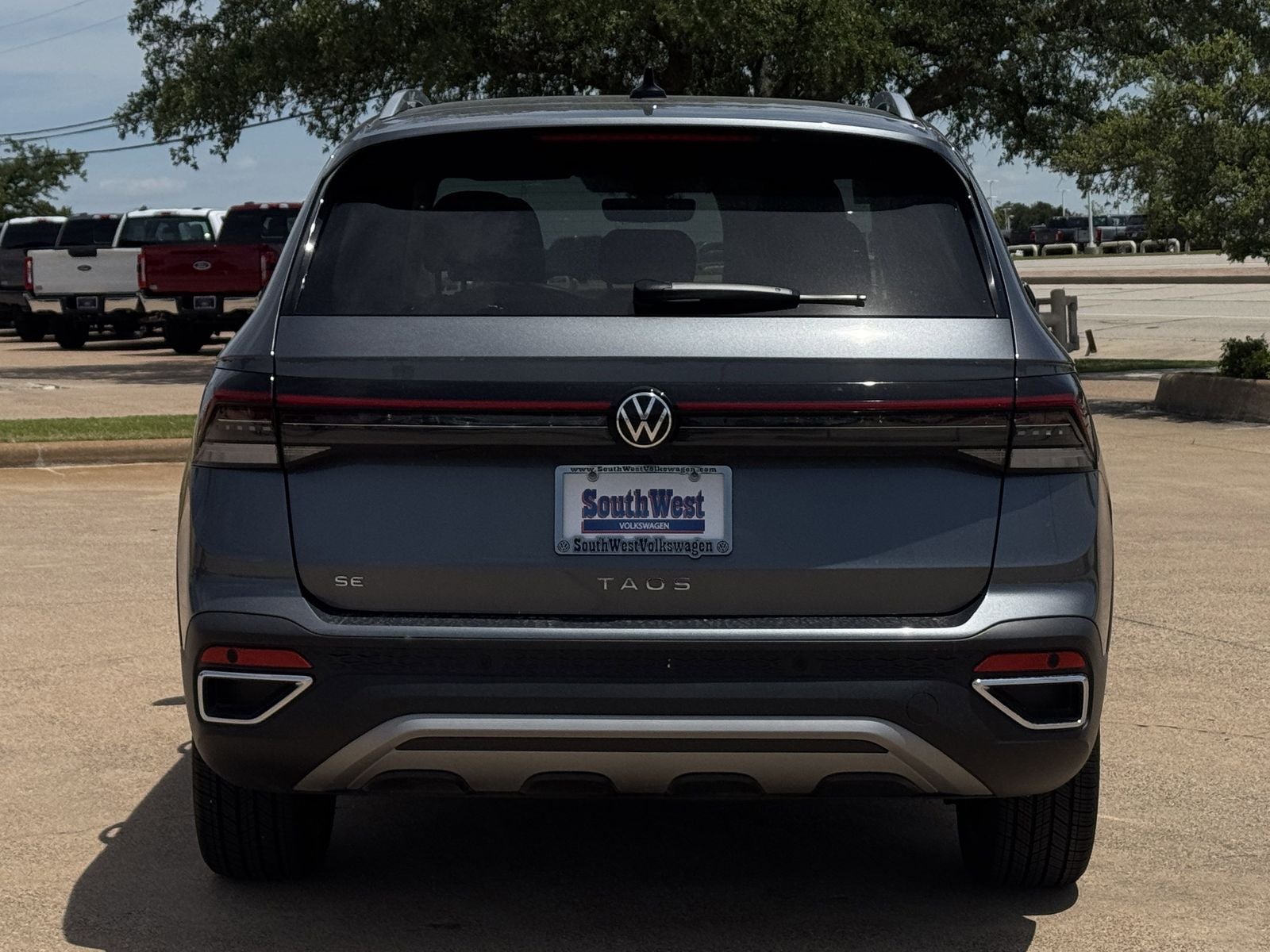 2025 Volkswagen Taos 1.5T SE