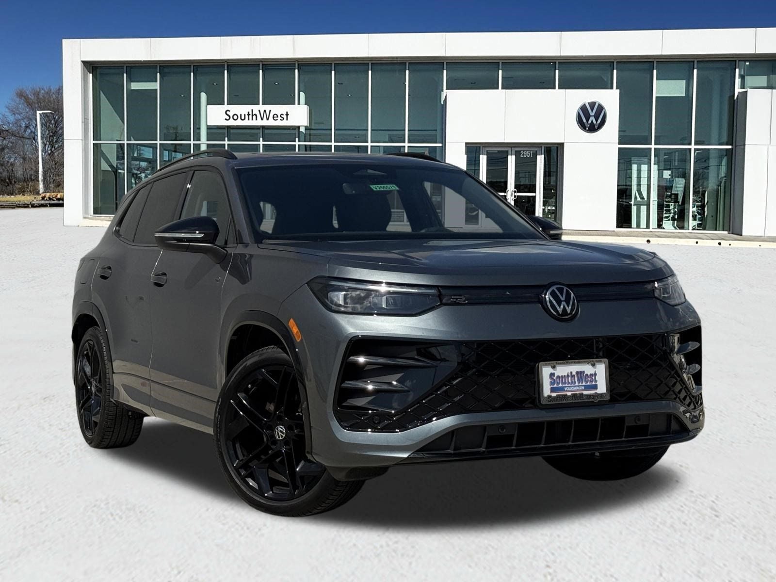 2026 Volkswagen Tiguan 2.0T SE R-Line Black