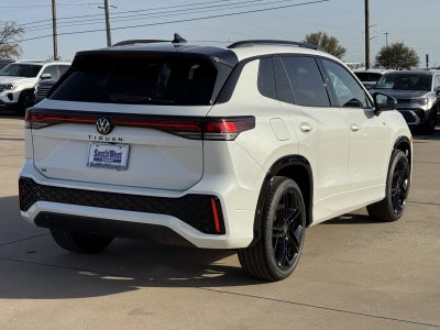 2026 Volkswagen Tiguan 2.0T SE R-Line Black