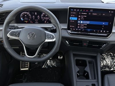 2026 Volkswagen Tiguan 2.0T SE R-Line Black