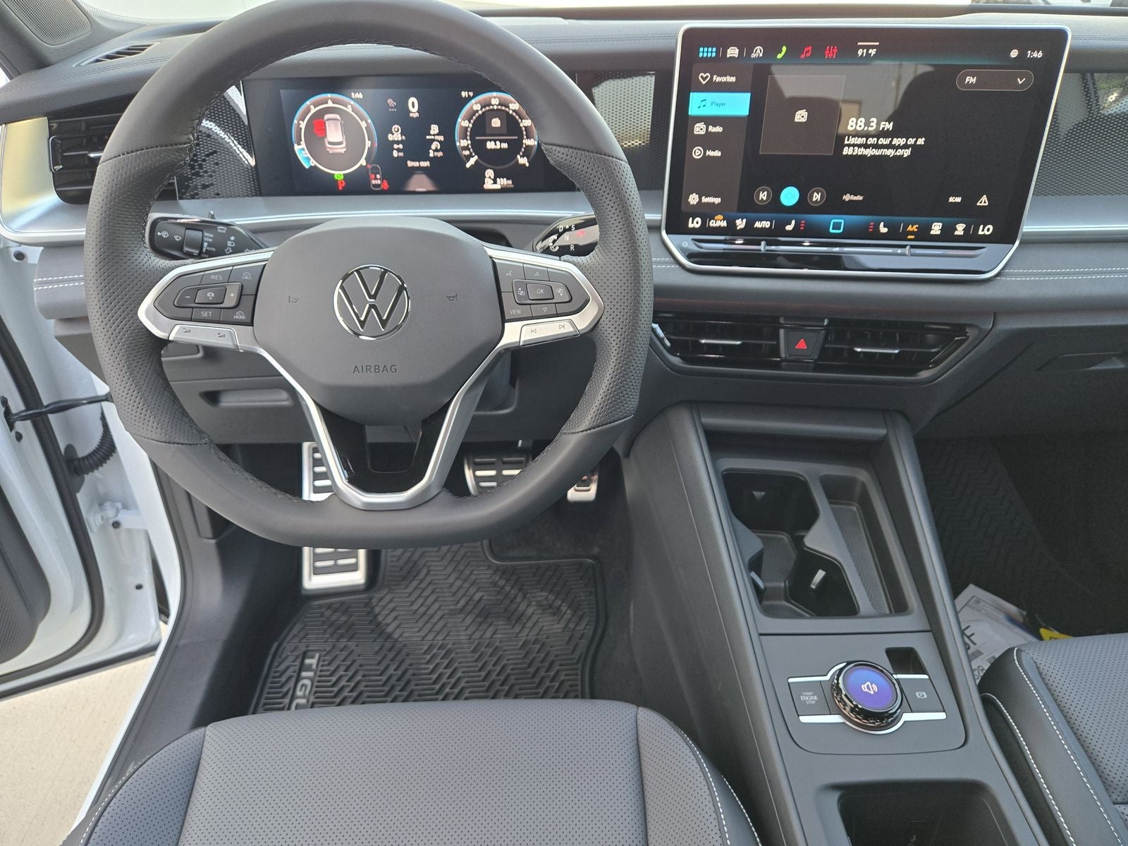 2026 Volkswagen Tiguan 2.0T SE R-Line Black