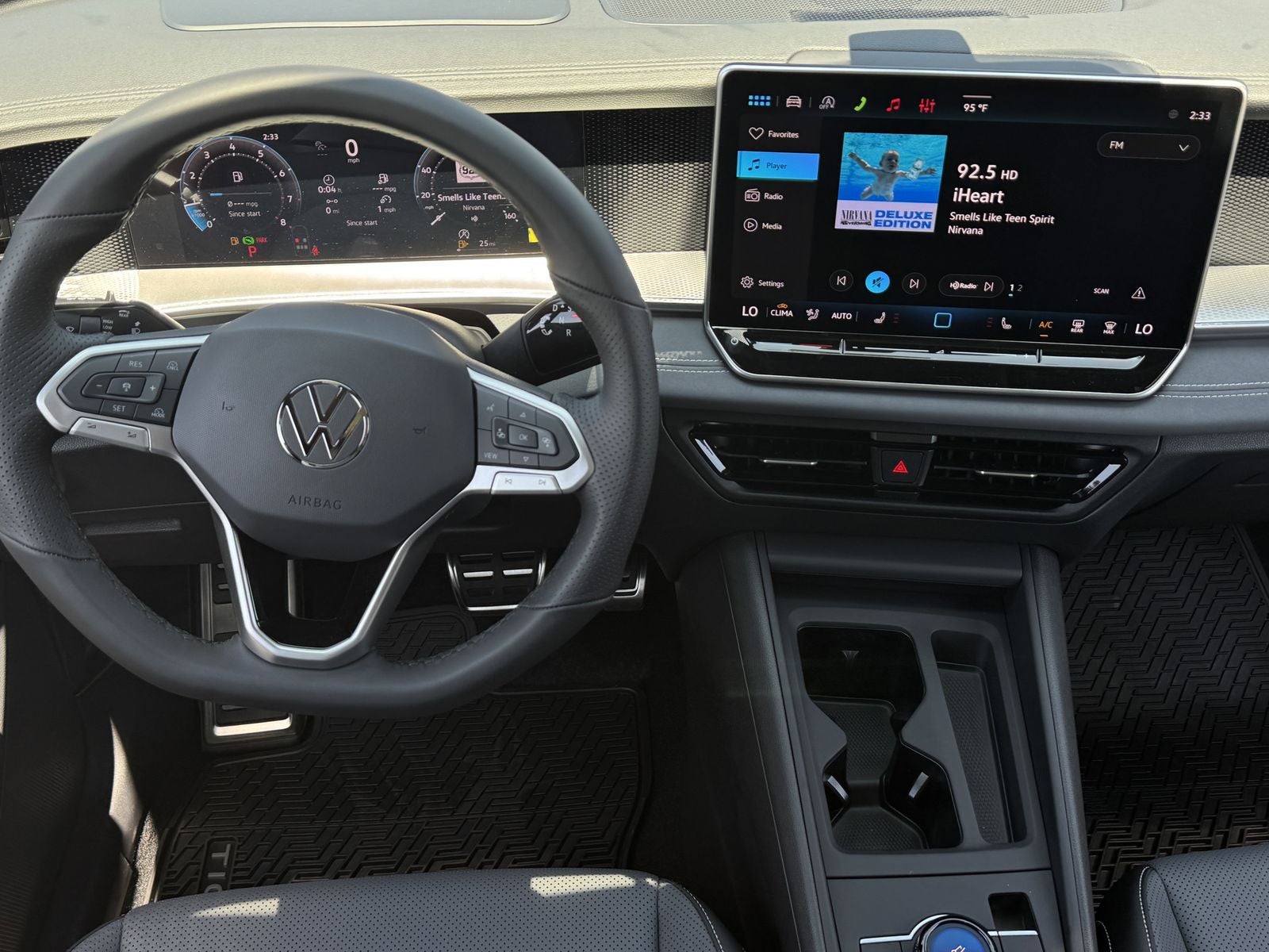 2026 Volkswagen Tiguan 2.0T SE R-Line Black