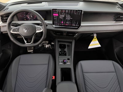 2026 Volkswagen Tiguan 2.0T SE R-Line Black