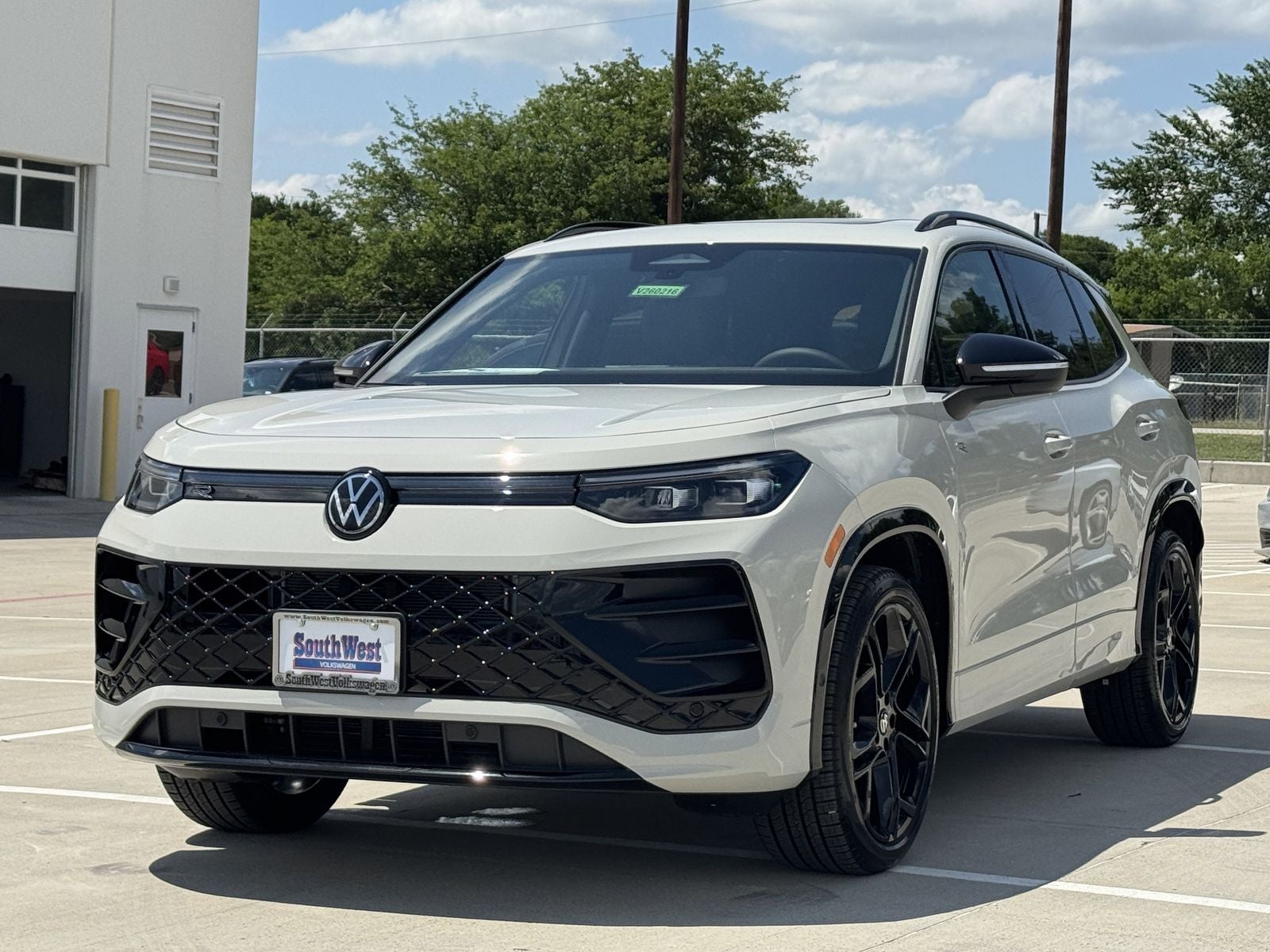 2026 Volkswagen Tiguan 2.0T SE R-Line Black