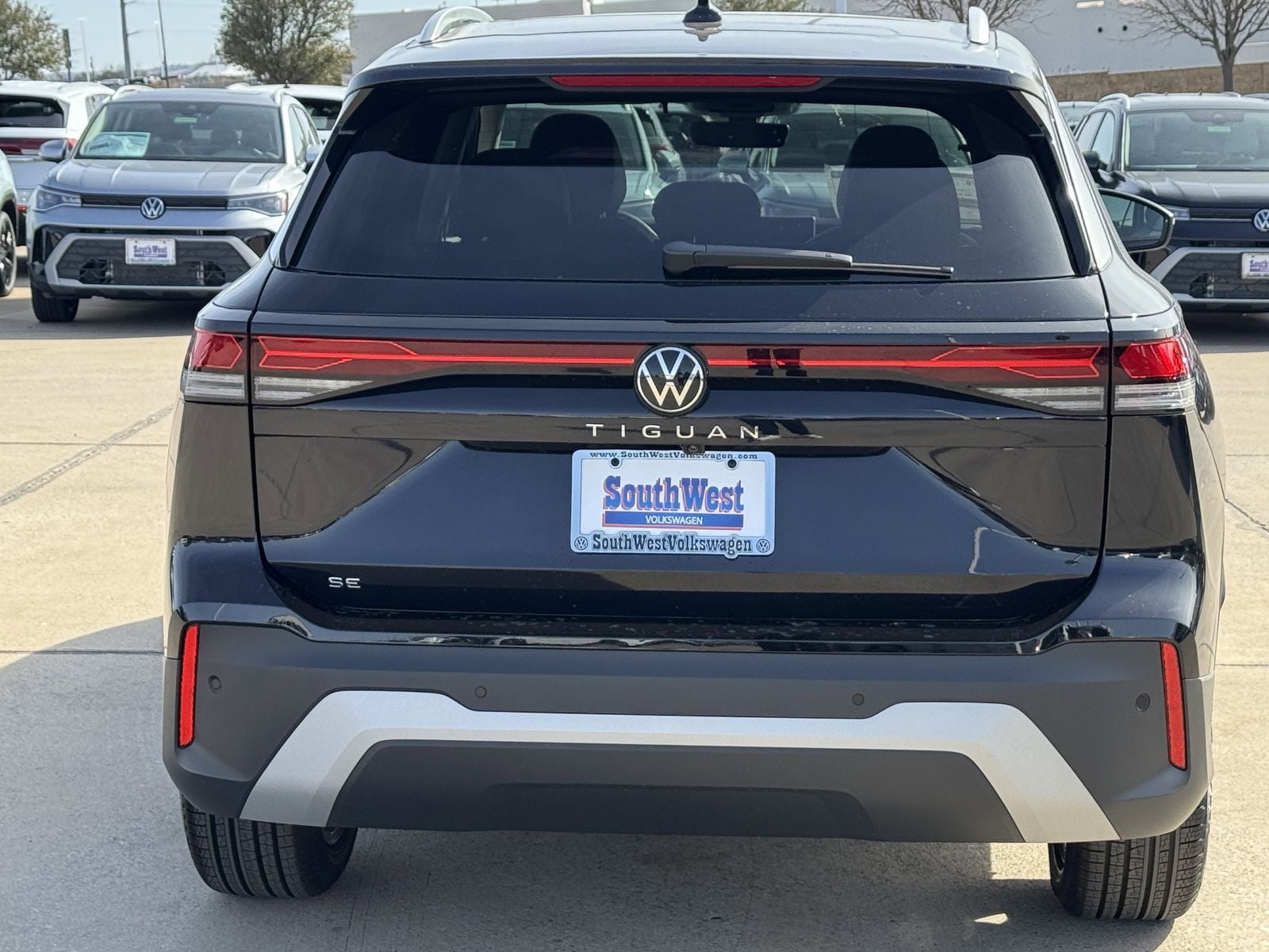 2026 Volkswagen Tiguan 2.0T SE