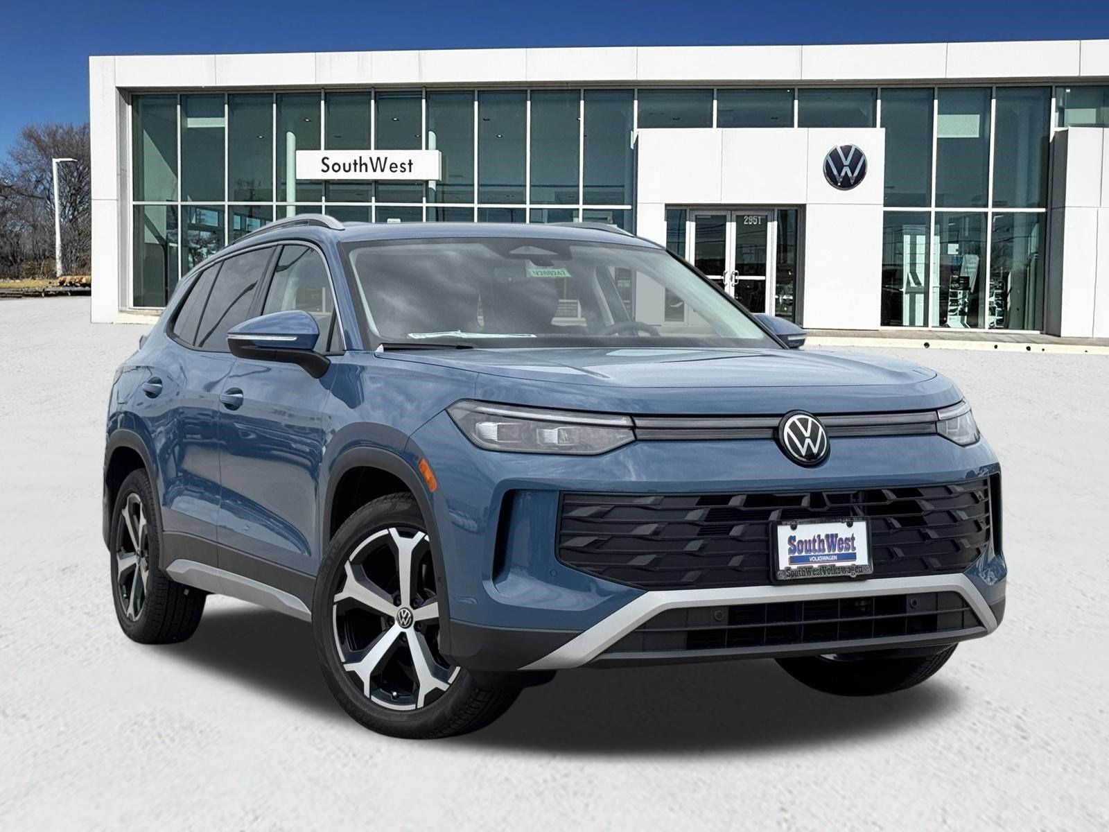 2026 Volkswagen Tiguan 2.0T SE