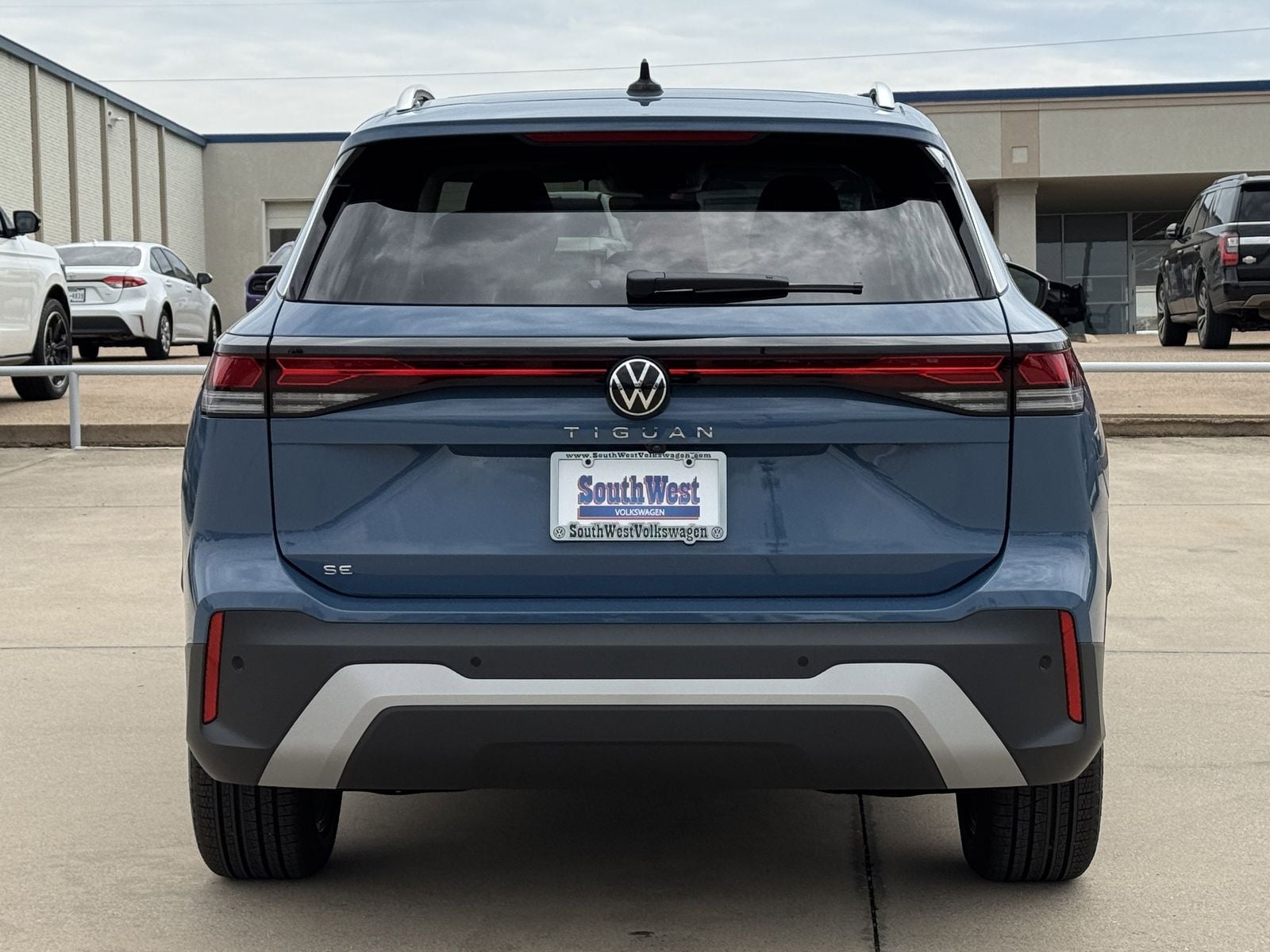 2026 Volkswagen Tiguan 2.0T SE