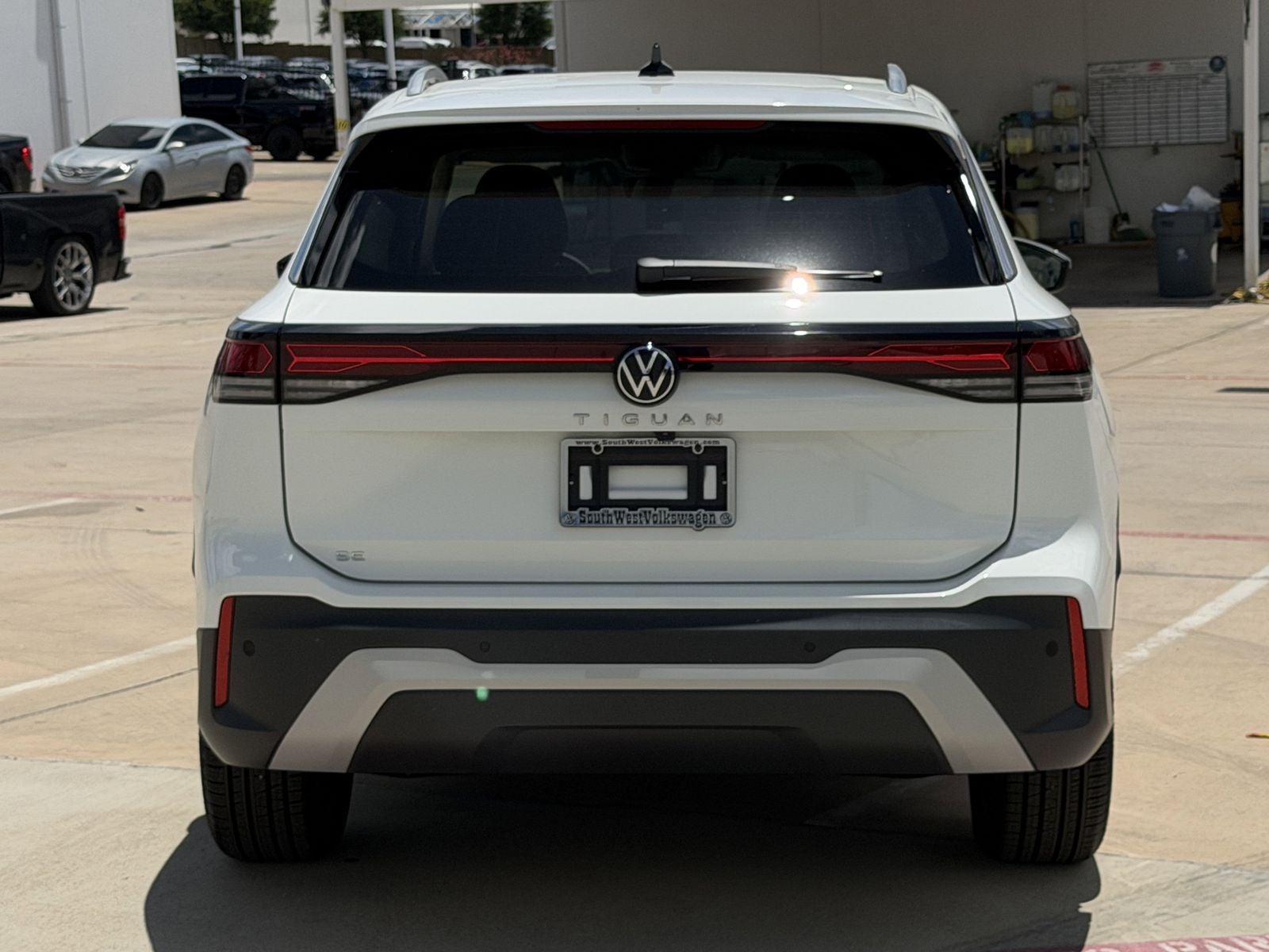 2026 Volkswagen Tiguan 2.0T SE