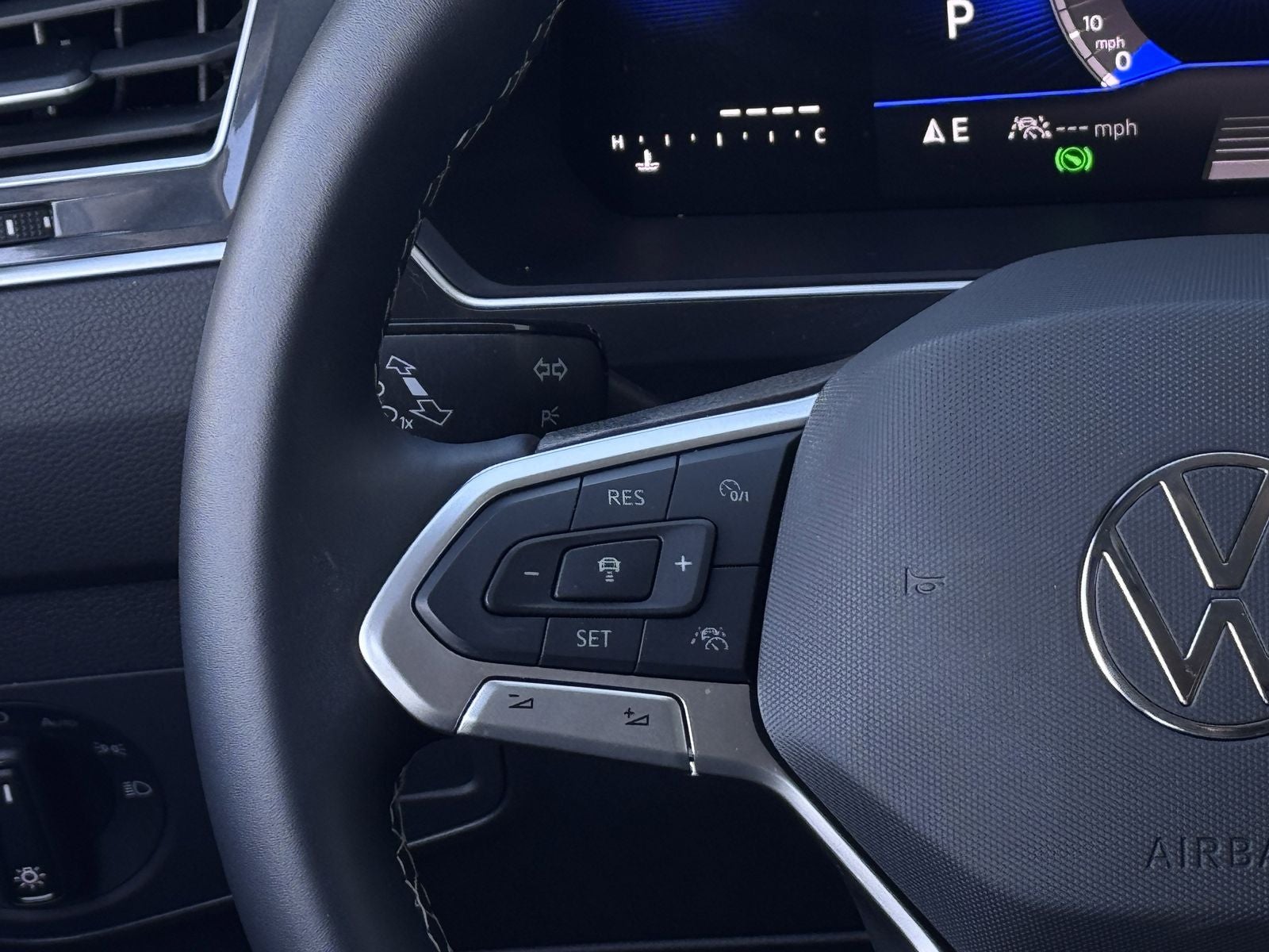 2024 Volkswagen Tiguan 2.0T S