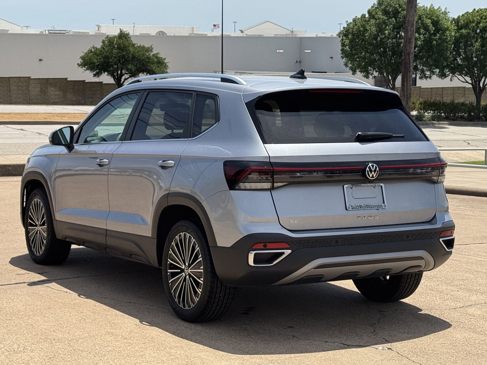 2025 Volkswagen Taos 1.5T SE