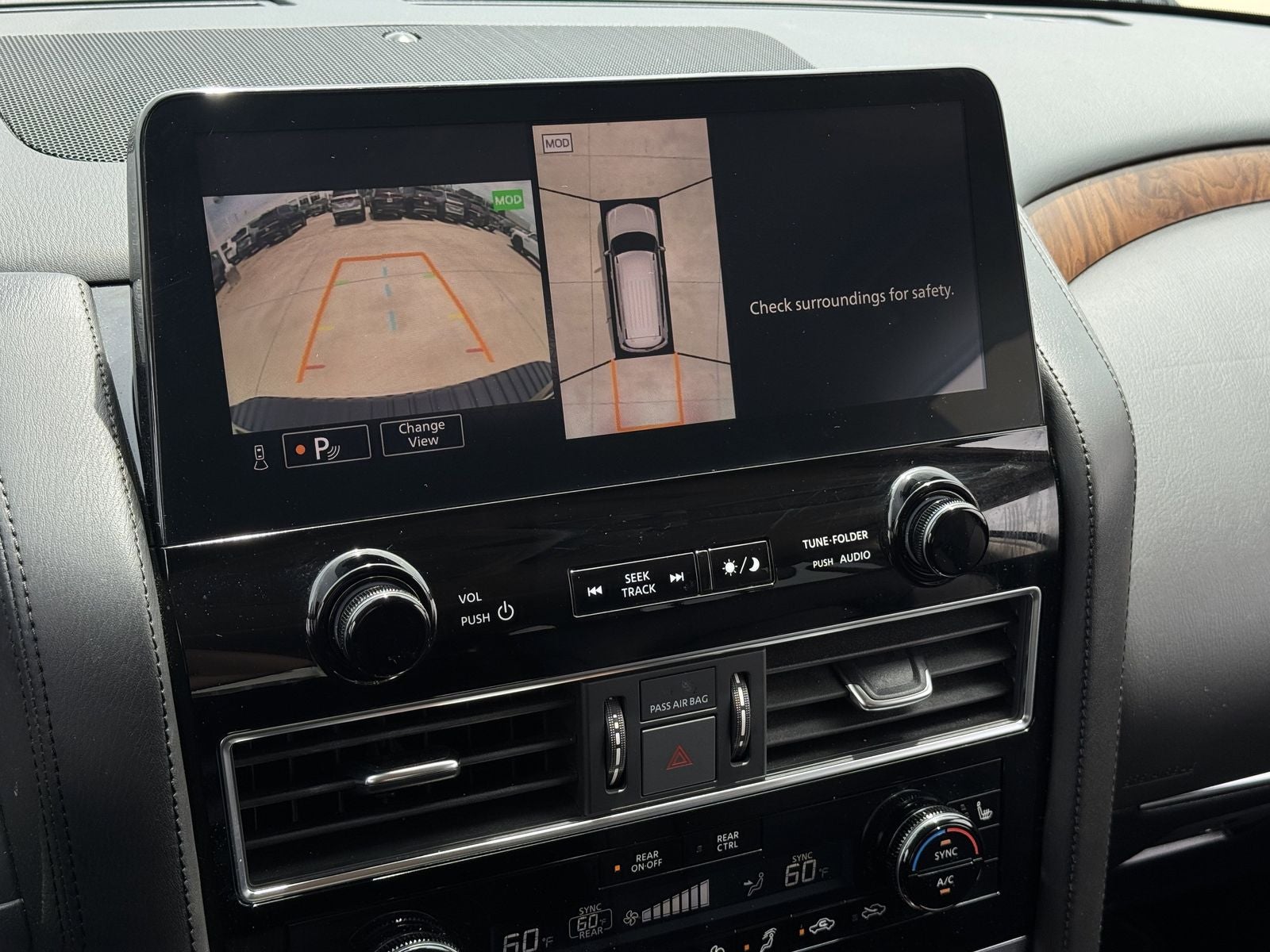 2024 Nissan Armada SL