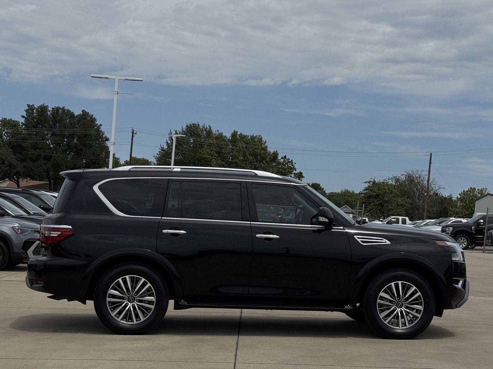 2024 Nissan Armada SL