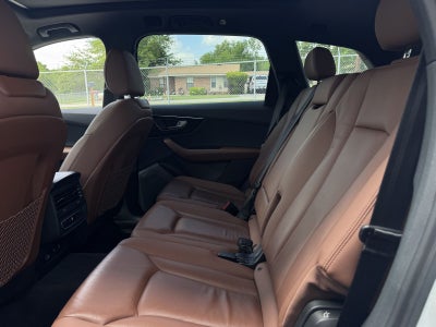 2023 Audi Q7 45 Premium quattro