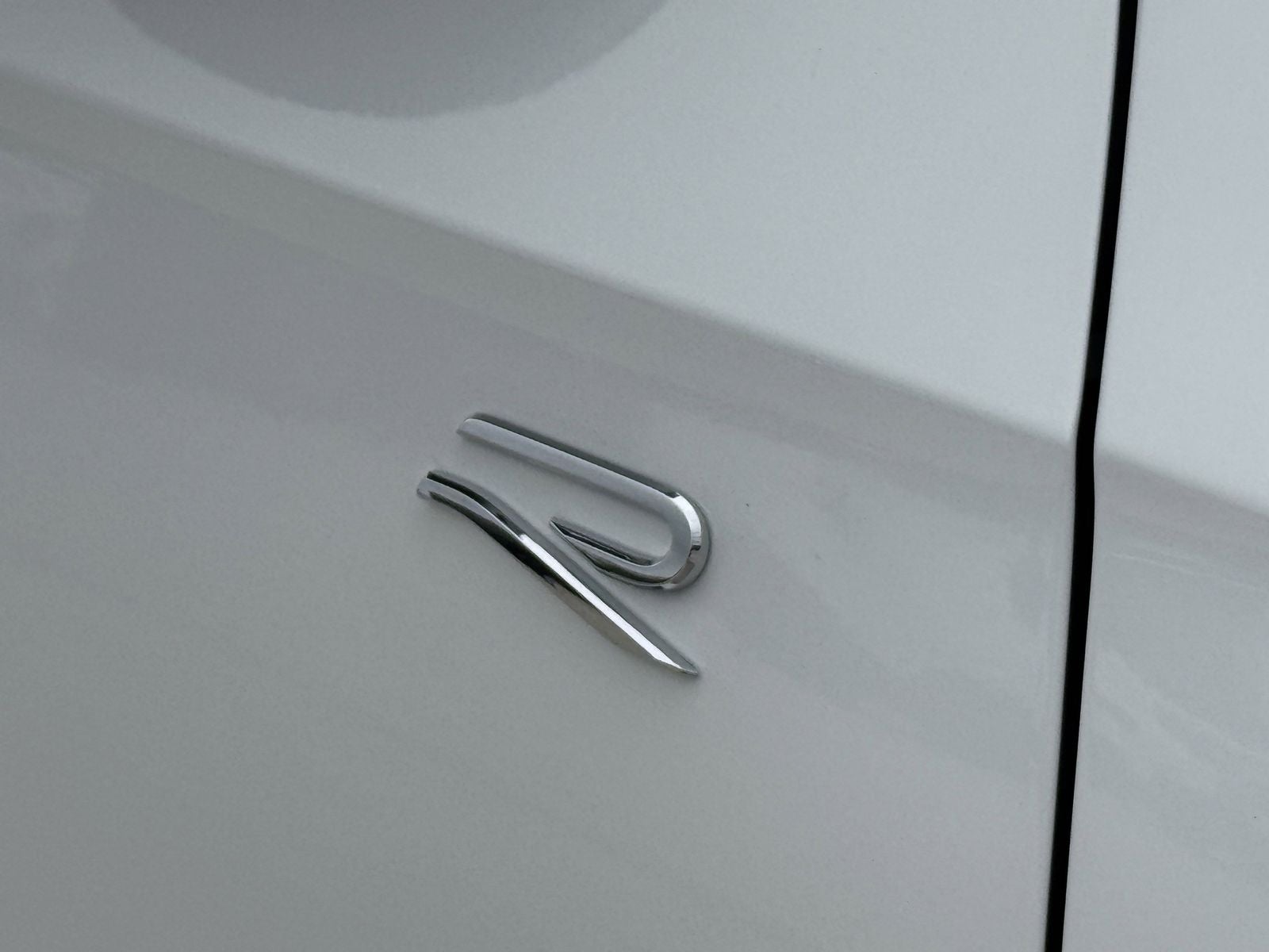 2026 Volkswagen Golf R 2.0T