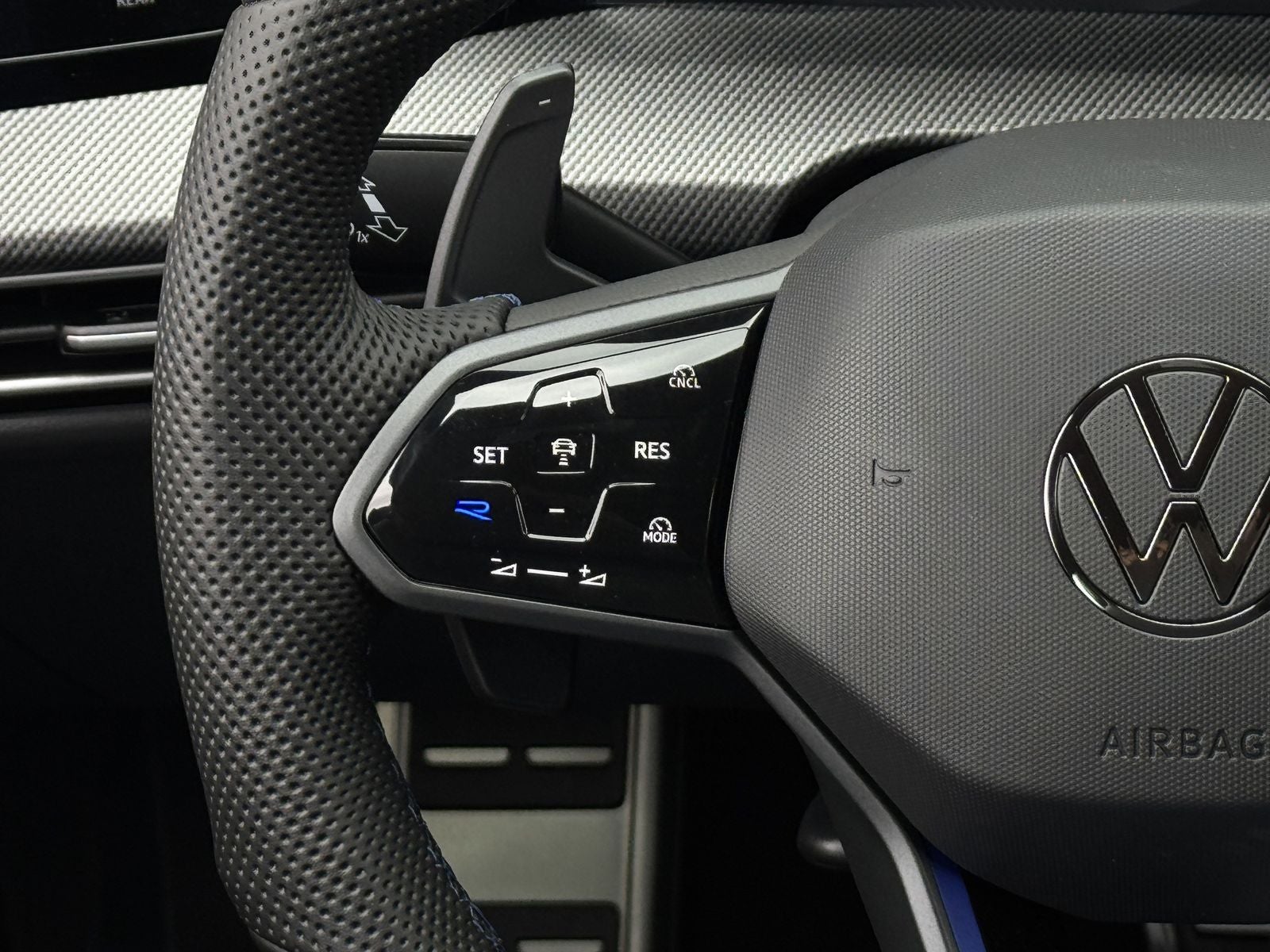 2026 Volkswagen Golf R 2.0T