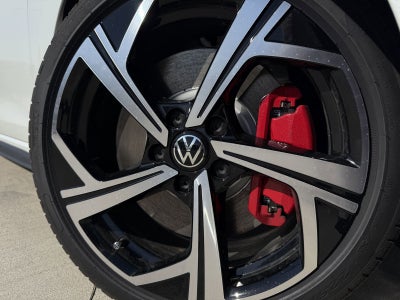 2026 Volkswagen Golf GTI 2.0T SE
