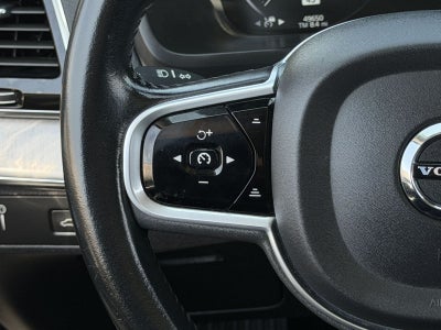 2021 Volvo XC90 T5 Momentum