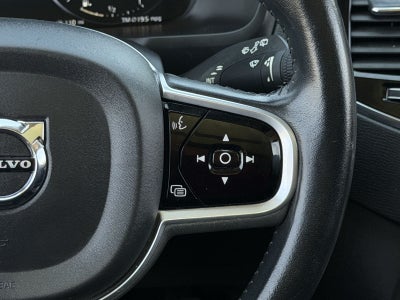 2021 Volvo XC90 T5 Momentum