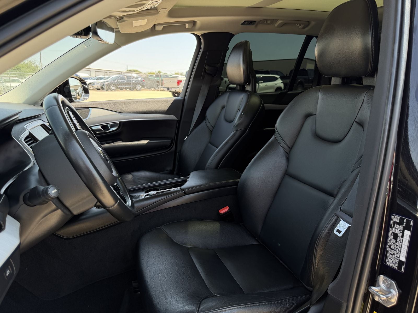2021 Volvo XC90 T5 Momentum