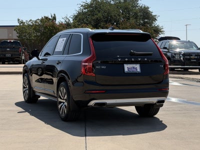 2021 Volvo XC90 T5 Momentum