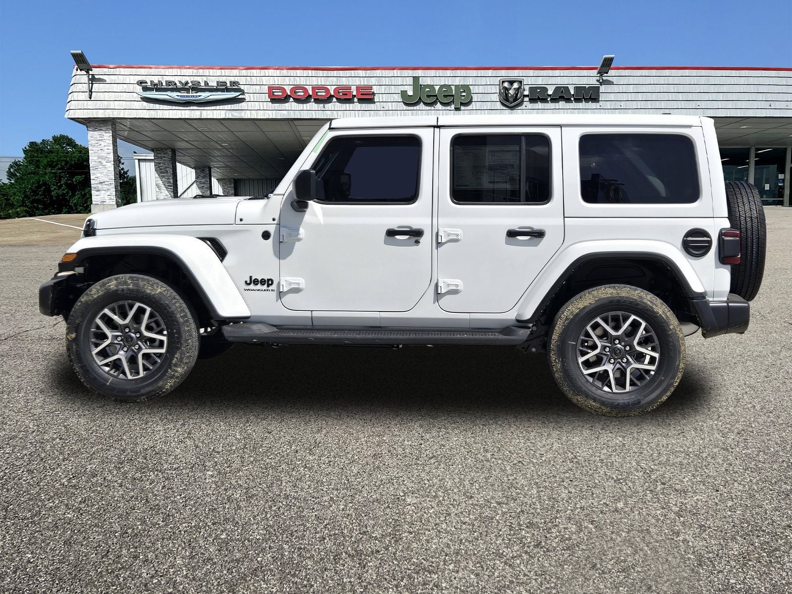 2025 Jeep Wrangler WRANGLER 4-DOOR SAHARA