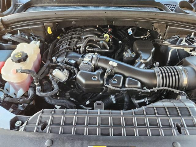 2025 Jeep Grand Cherokee Laredo 4x2