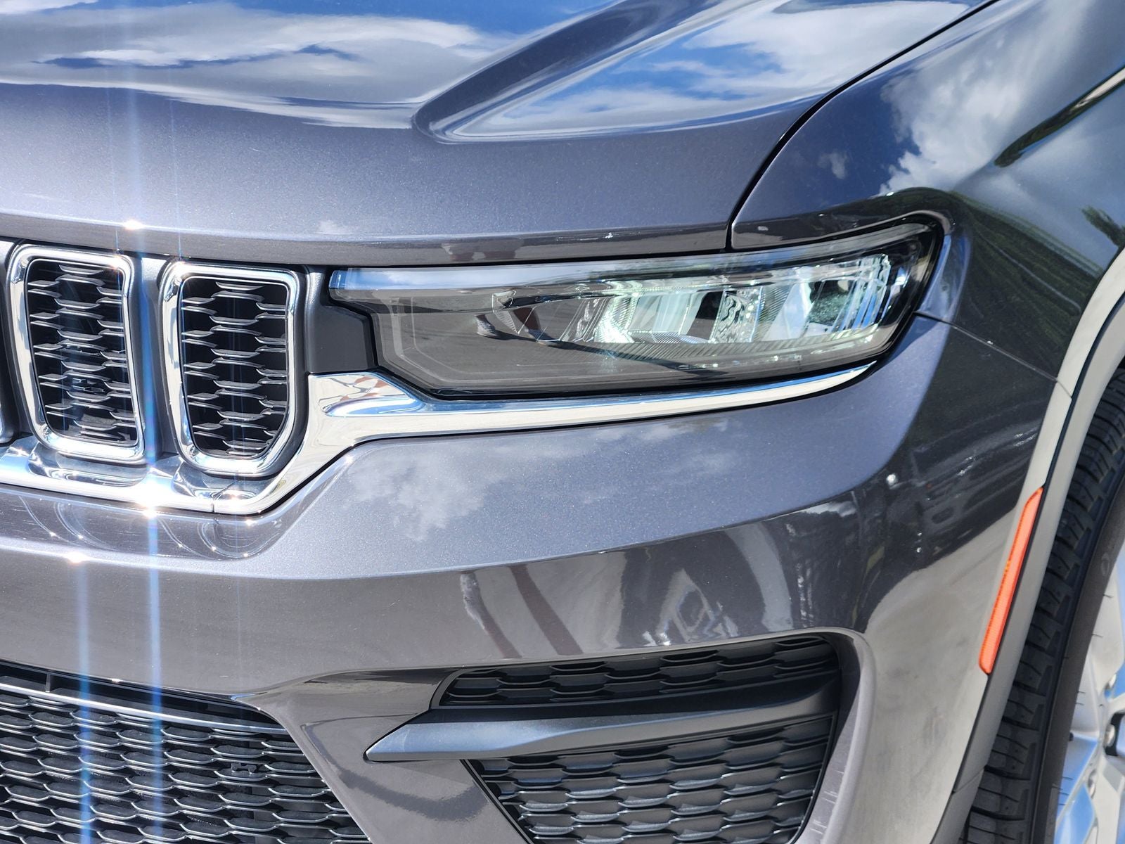 2026 Jeep Grand Cherokee GRAND CHEROKEE LAREDO 4X2