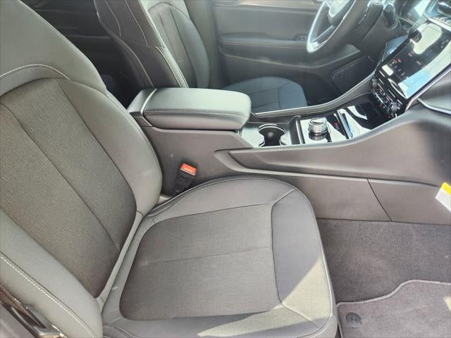 2026 Jeep Grand Cherokee GRAND CHEROKEE LAREDO 4X2