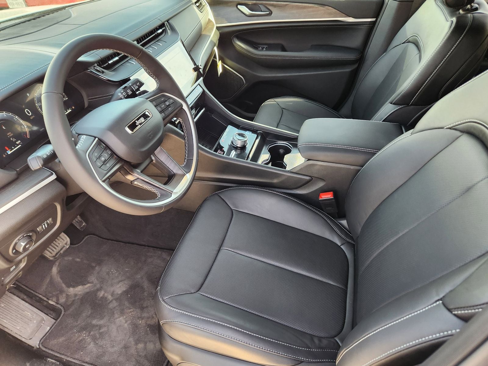 2026 Jeep Grand Cherokee GRAND CHEROKEE L LIMITED RESERVE 4X4