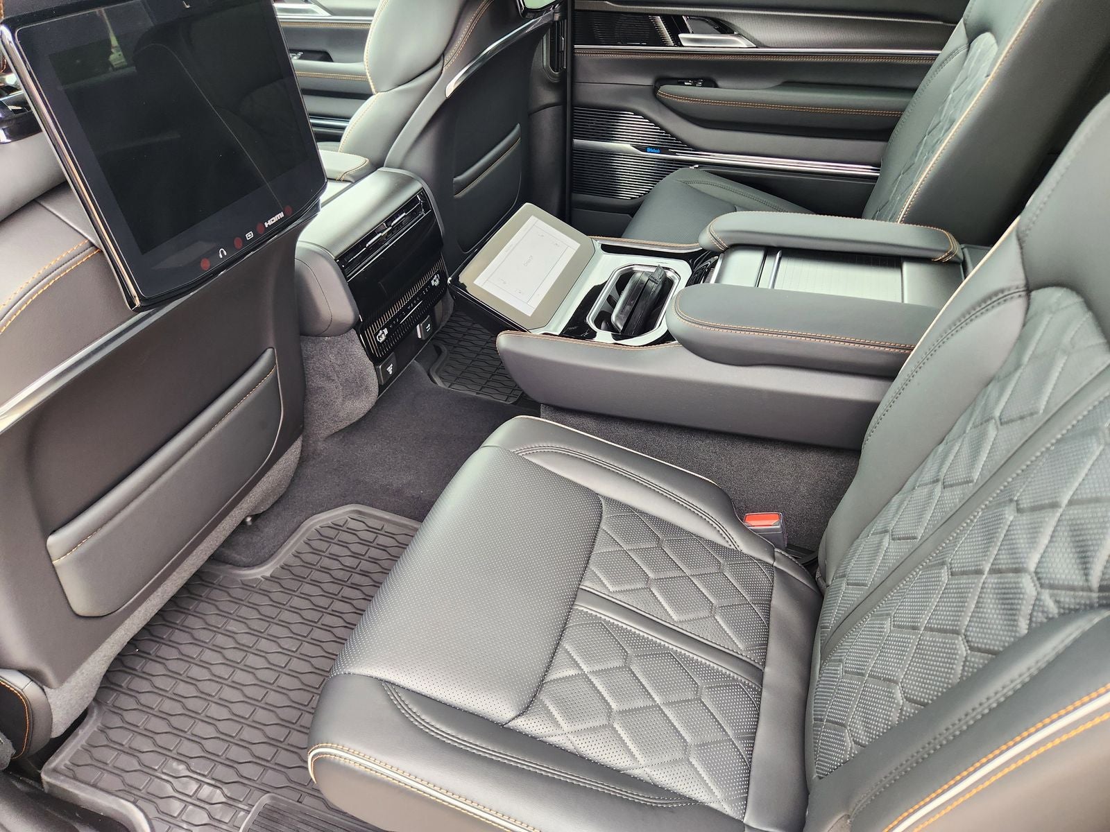 2026 Jeep Grand Wagoneer GRAND WAGONEER L SUMMIT RESERVE 4X4