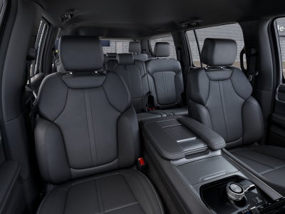 2025 Jeep Wagoneer Base