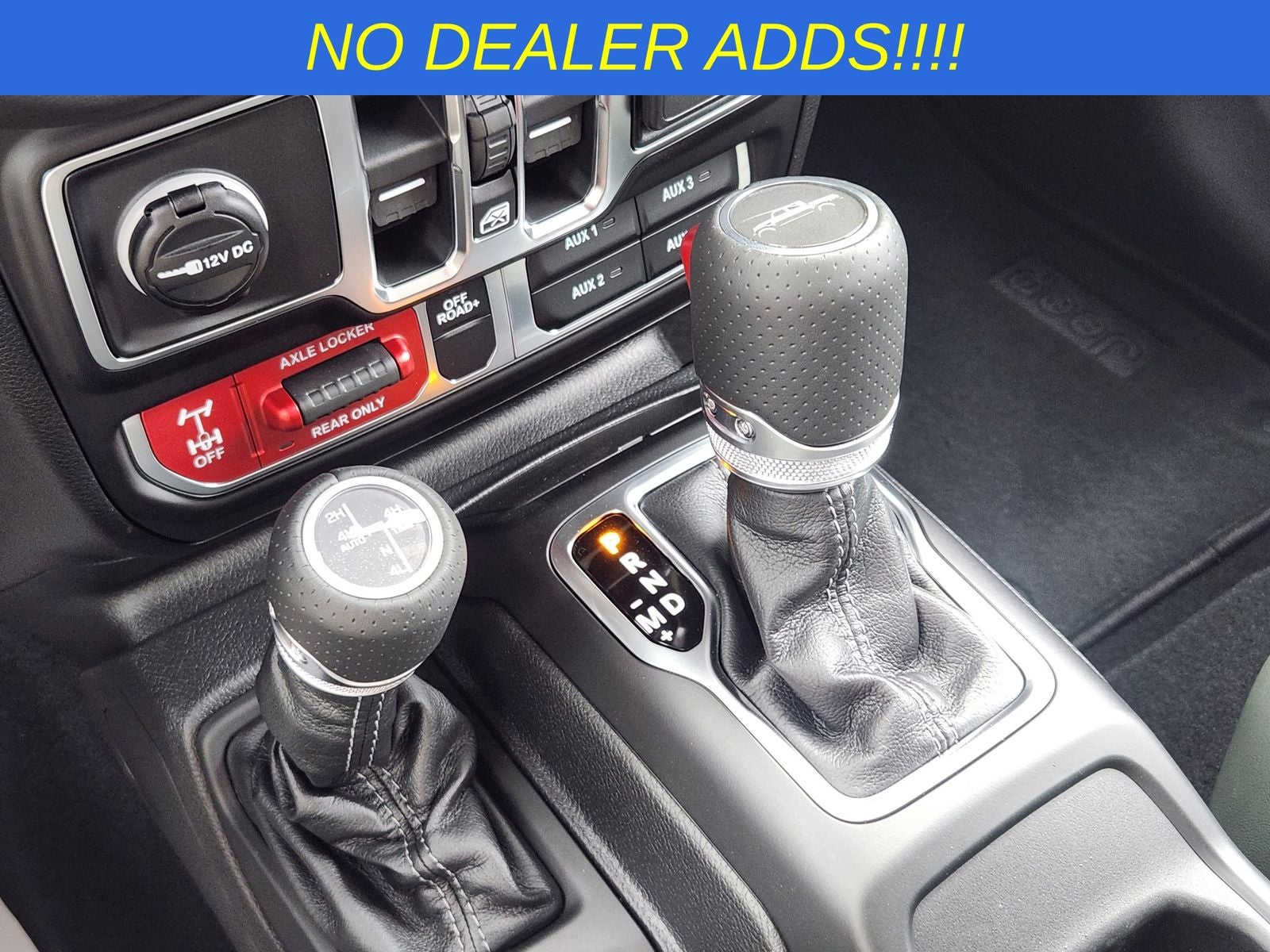 2026 Jeep Gladiator GLADIATOR MOJAVE X 4X4