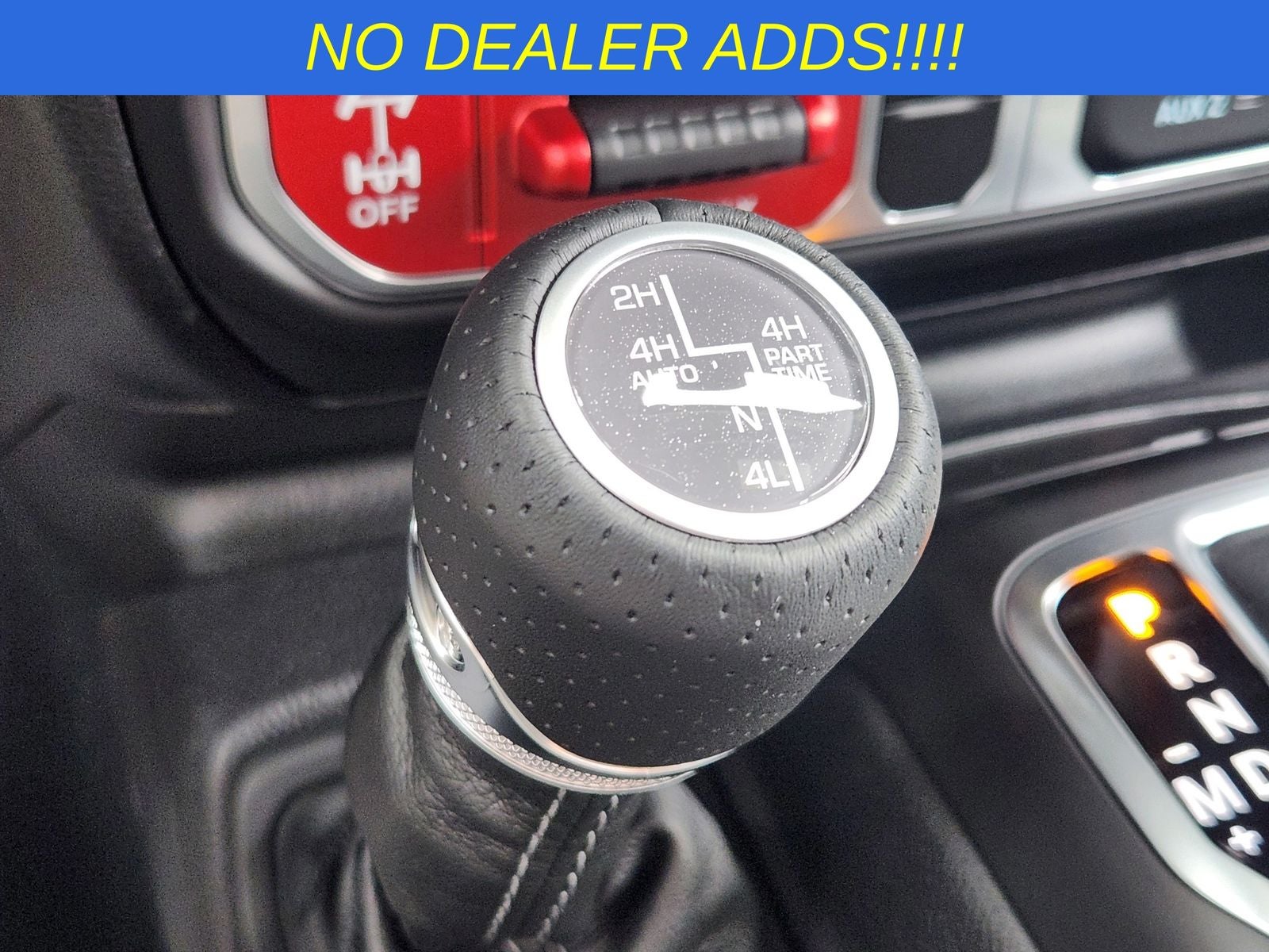 2026 Jeep Gladiator GLADIATOR MOJAVE X 4X4