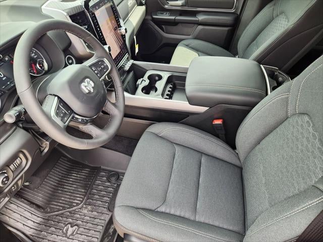 2026 RAM Ram 1500 RAM 1500 LONE STAR CREW CAB 4X2 5'7' BOX