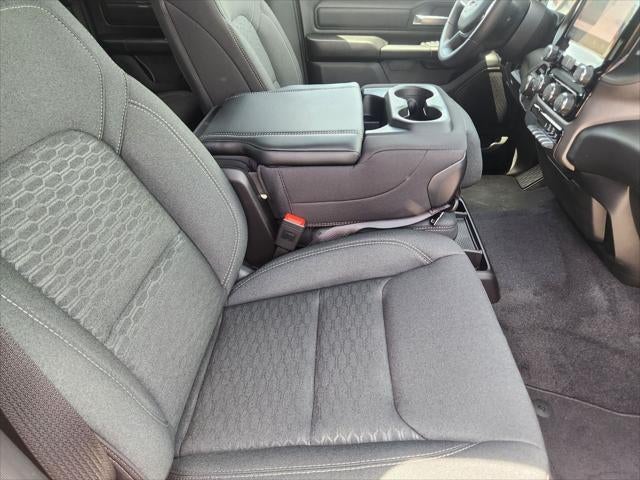 2026 RAM Ram 1500 RAM 1500 EXPRESS QUAD CAB 4X2 6'4' BOX