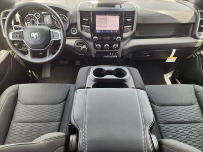 2026 RAM Ram 1500 RAM 1500 EXPRESS QUAD CAB 4X2 6'4' BOX