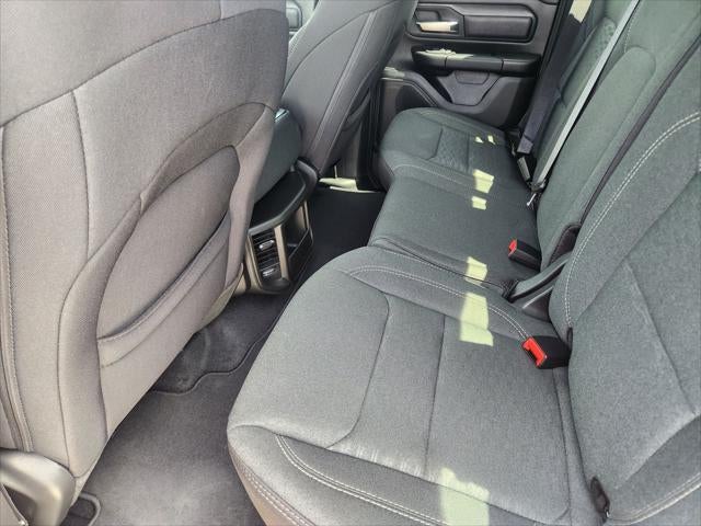 2026 RAM Ram 1500 RAM 1500 EXPRESS QUAD CAB 4X2 6'4' BOX