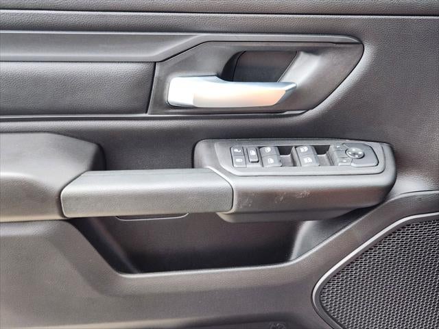 2026 RAM Ram 1500 RAM 1500 TRADESMAN QUAD CAB 4X2 6'4' BOX