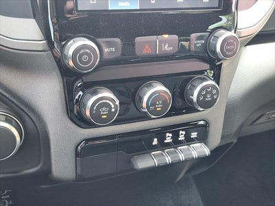 2026 RAM Ram 1500 RAM 1500 TRADESMAN QUAD CAB 4X2 6'4' BOX