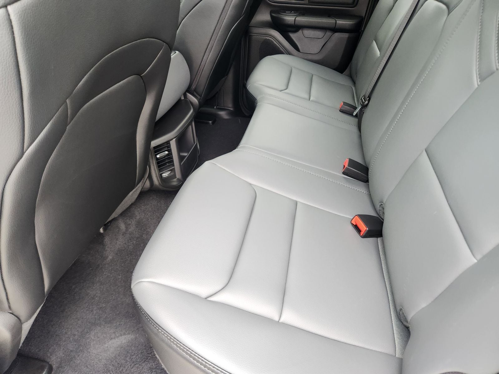 2026 RAM Ram 1500 RAM 1500 TRADESMAN QUAD CAB 4X2 6'4' BOX