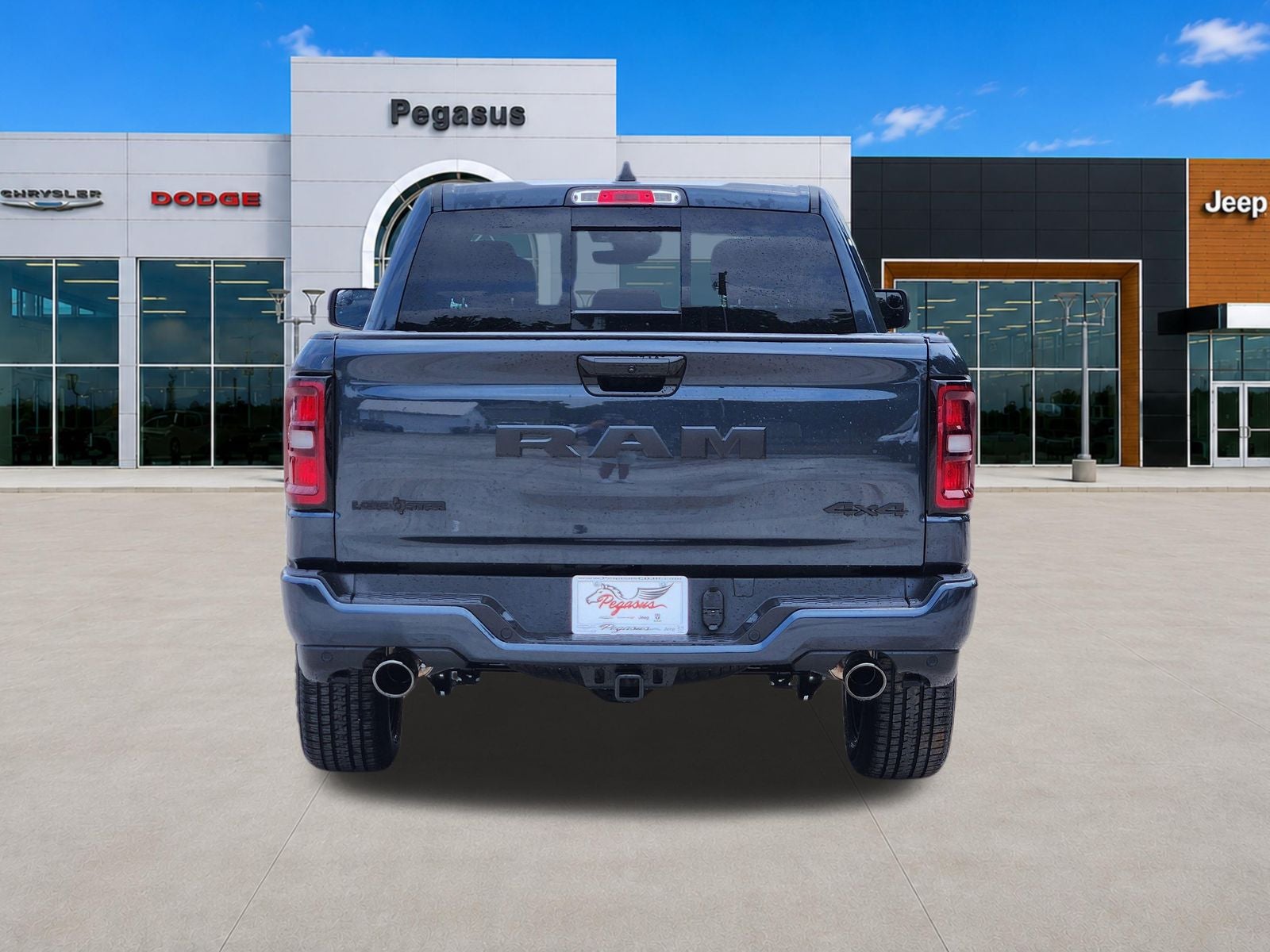 2026 RAM Ram 1500 RAM 1500 LONE STAR CREW CAB 4X4 5'7' BOX