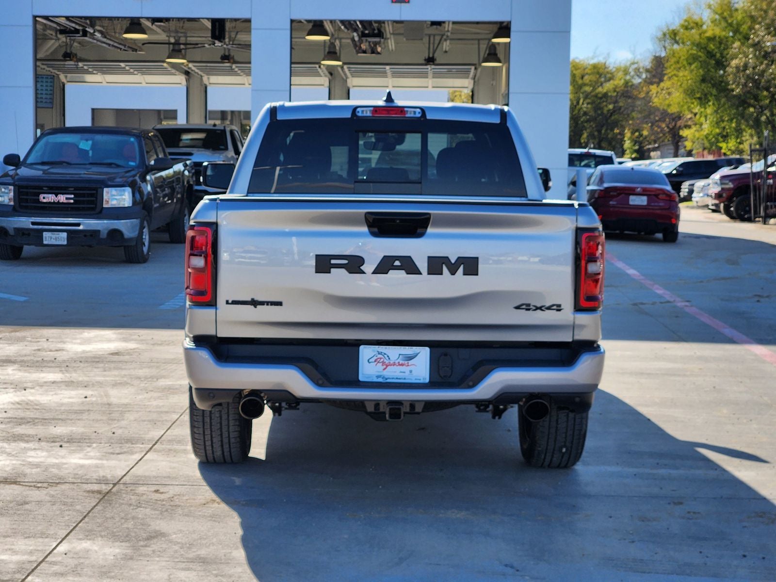 2026 RAM Ram 1500 RAM 1500 LONE STAR CREW CAB 4X4 5'7' BOX
