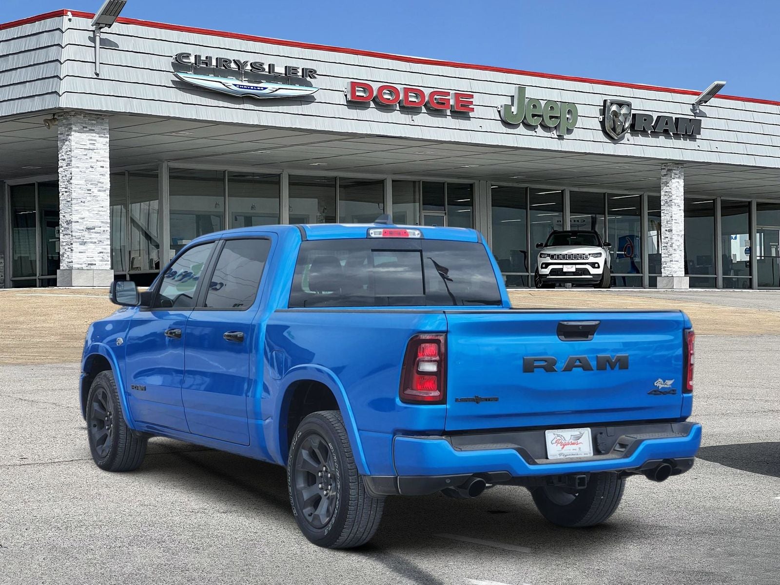 2026 RAM Ram 1500 RAM 1500 LONE STAR CREW CAB 4X4 5'7' BOX
