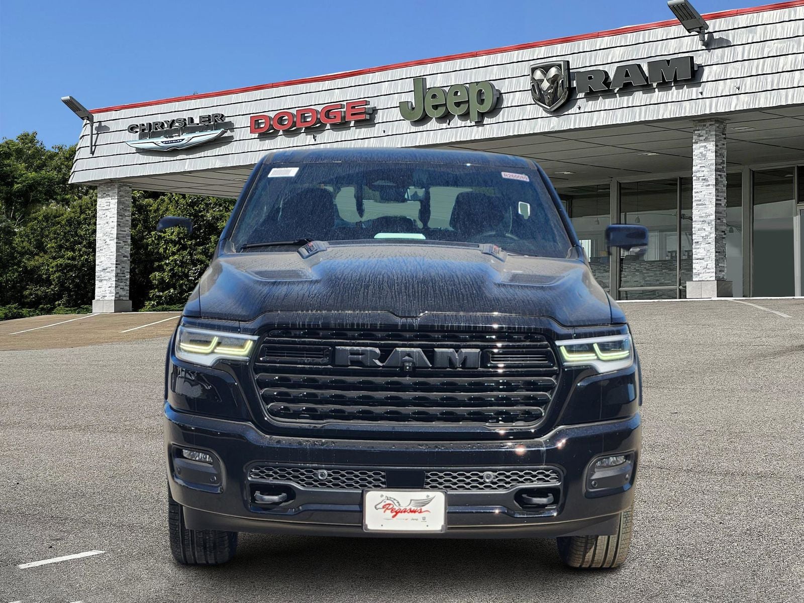 2026 RAM Ram 1500 RAM 1500 LIMITED CREW CAB 4X4 5'7' BOX