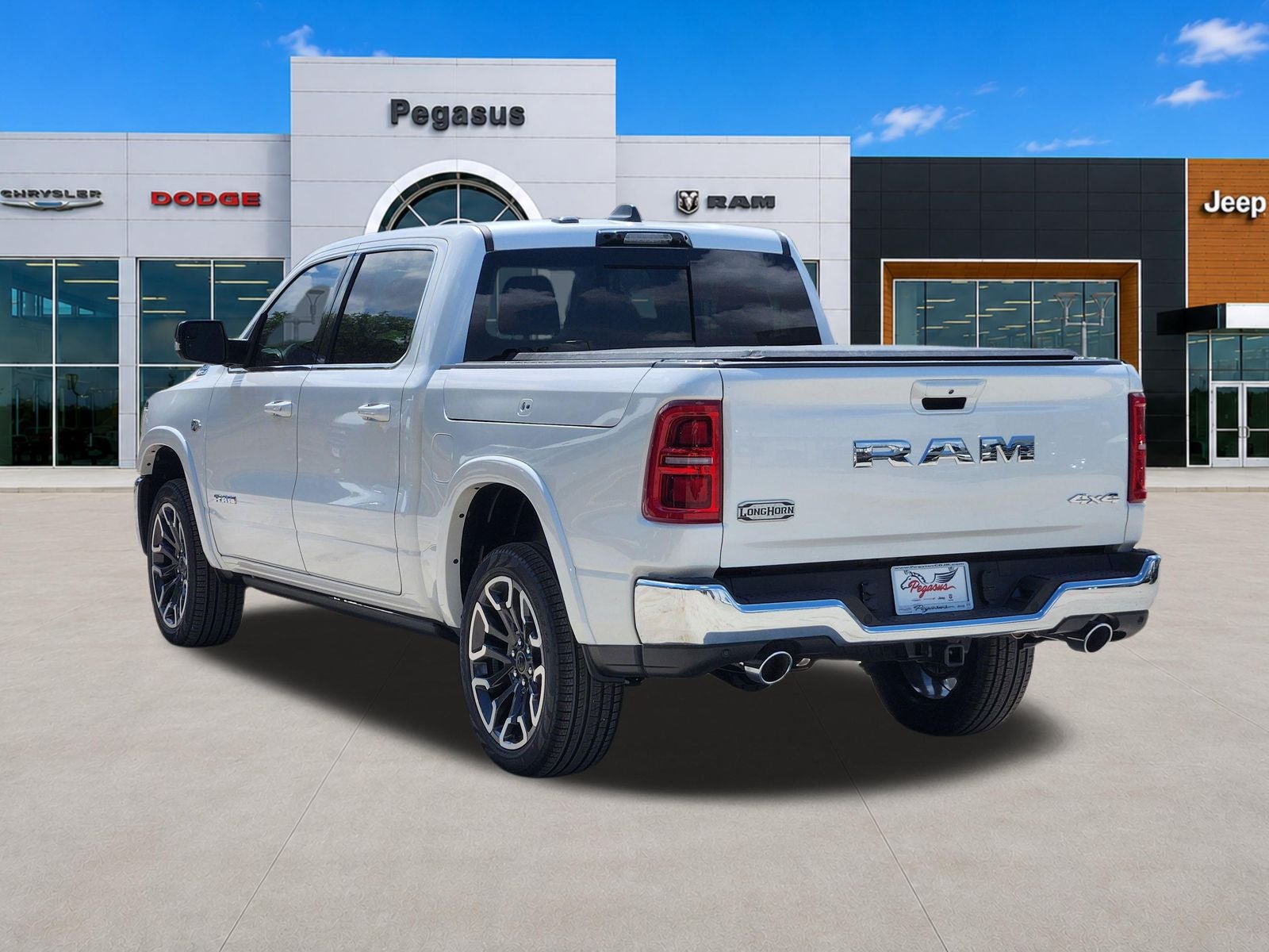 2026 RAM Ram 1500 RAM 1500 LIMITED LONGHORN CREW CAB 4X4 5'7' BOX