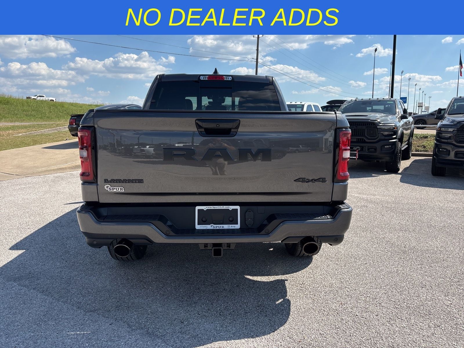2026 RAM Ram 1500 RAM 1500 LARAMIE CREW CAB 4X4 5'7' BOX
