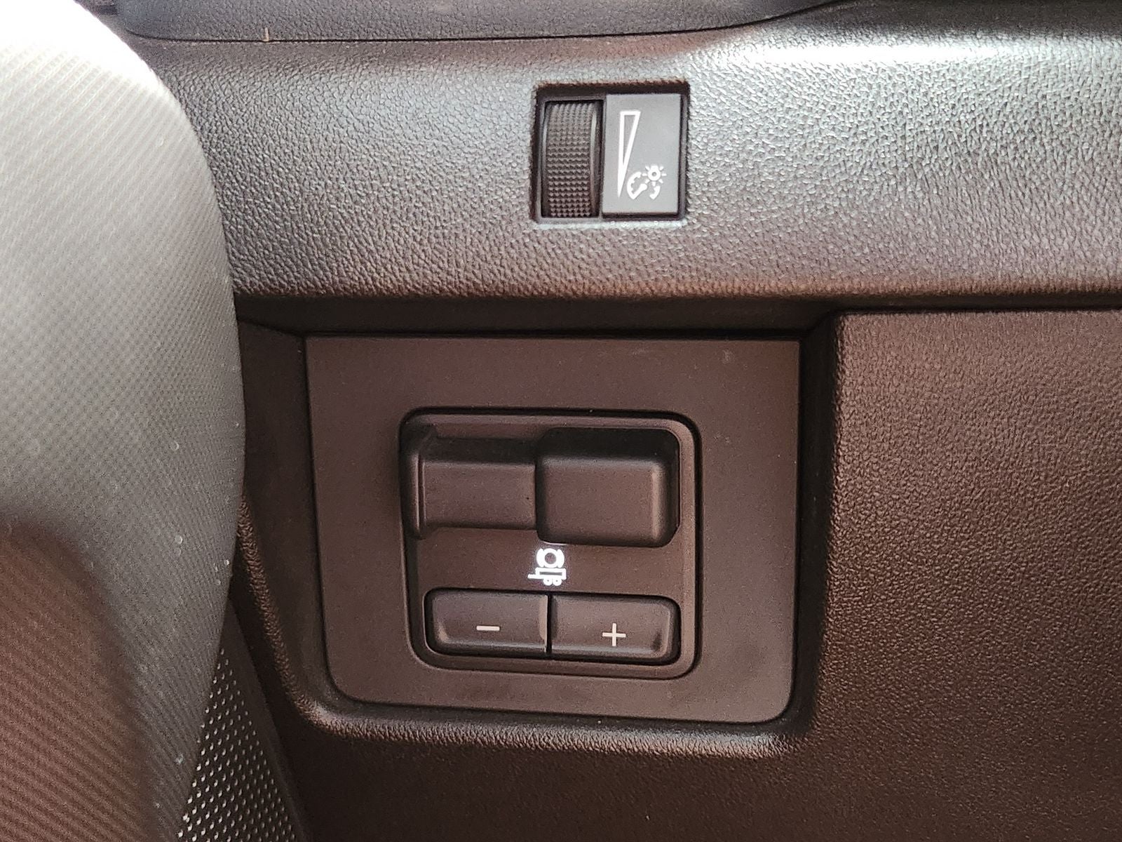 2023 GMC Canyon 2WD Crew Cab Short Box Elevation