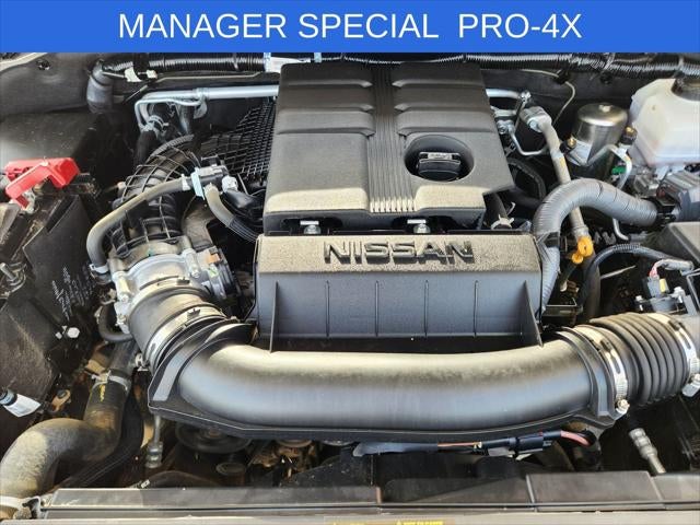 2025 Nissan Frontier Crew Cab PRO-4X 4x4