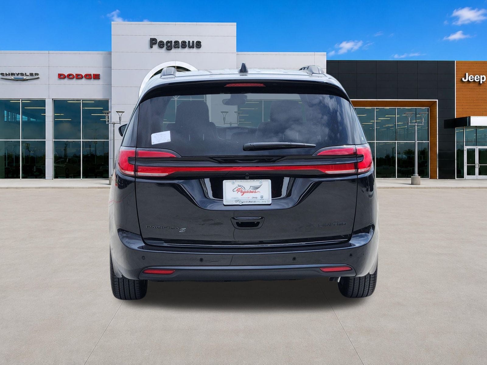 2027 Chrysler Pacifica PACIFICA LIMITED